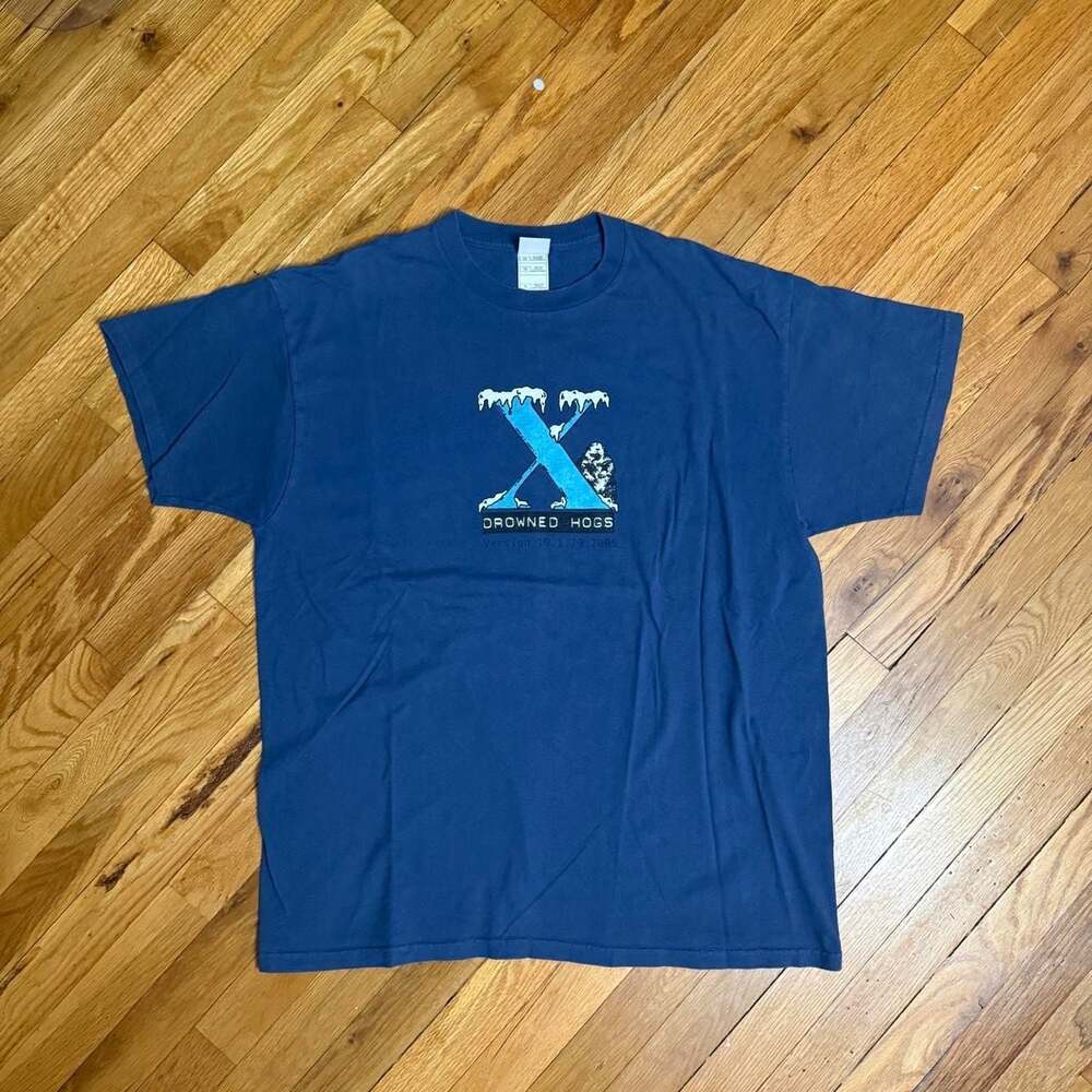 Fruit of the Loom Drowned Hogs 2005 Graphic T-Shirt XL